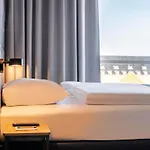 Düsseldorf-airport Hotel 3*